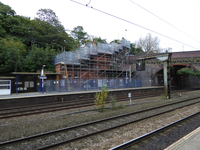 Heaton Chapel platform 1 building