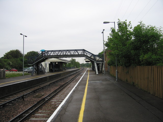 Hinton Admiral platform 1 looking
west