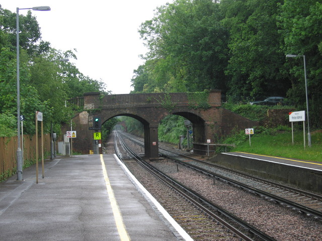 Hinton Admiral looking east
