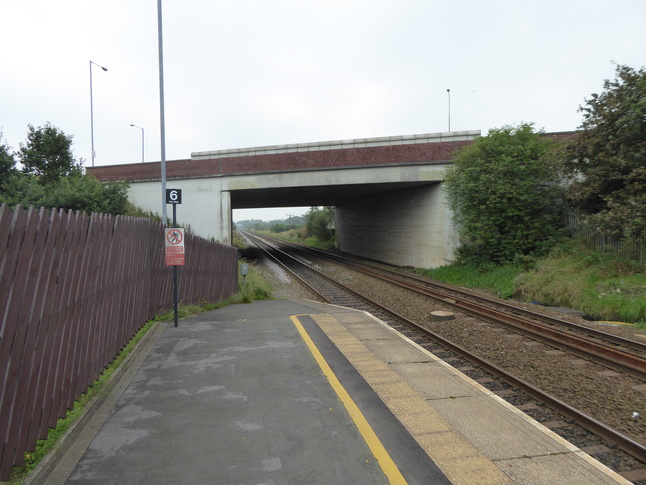 Horwich Parkway looking east