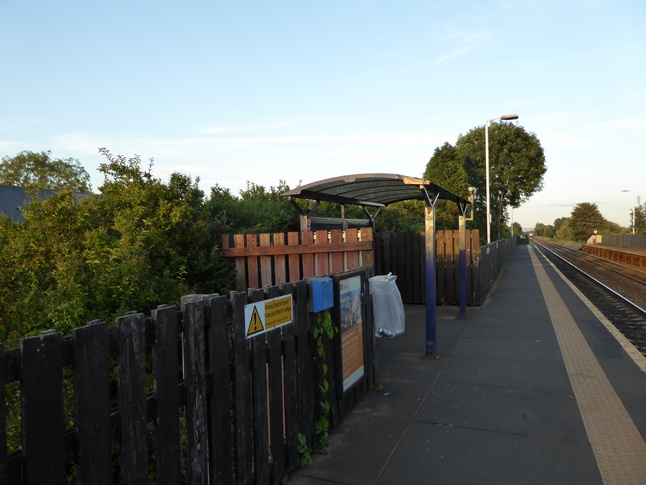Humphrey Park platform 1