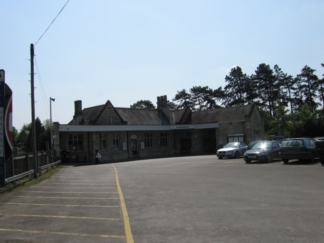 Kemble front