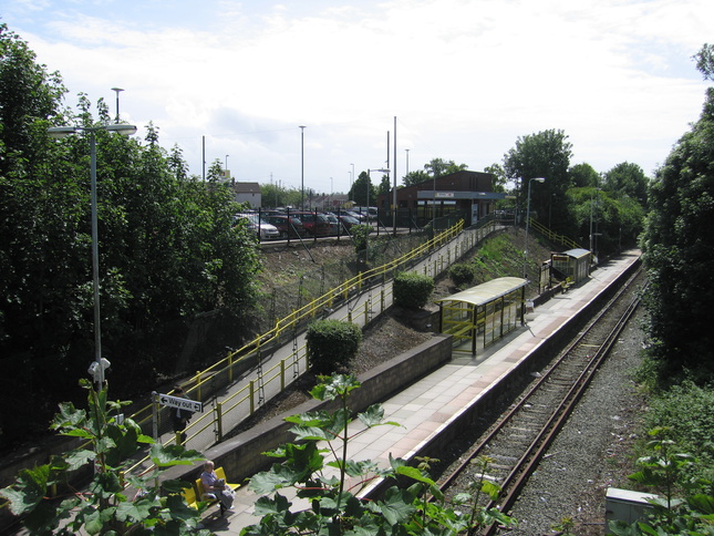 Kirkby from bridge looking west