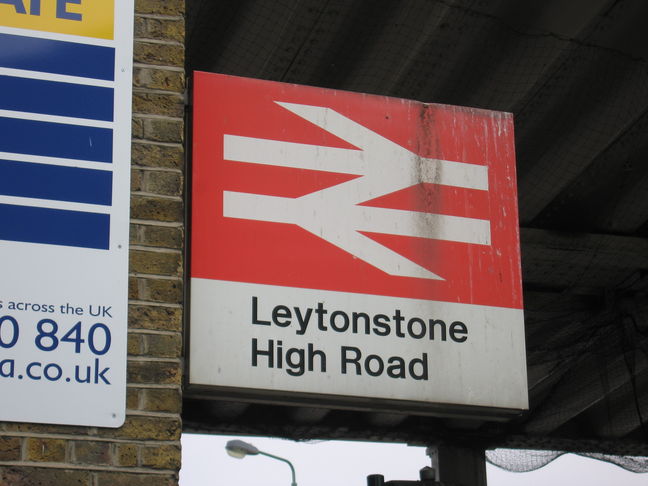 Leytonstone High Road
sign