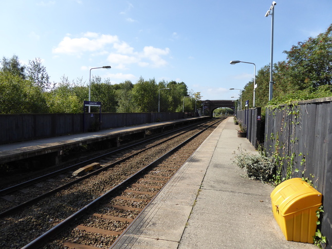 Lostock Hall platforms looking
west