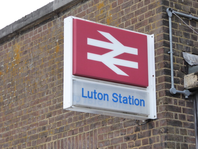 Luton sign
