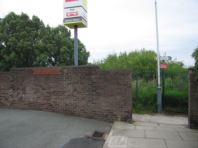 Manor Road entrance