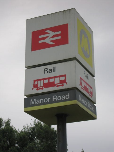 Manor Road sign