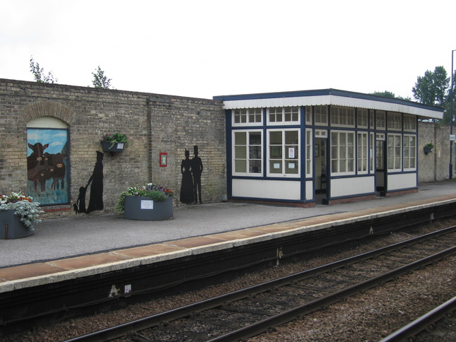 Market Rasen platform 2 shelter