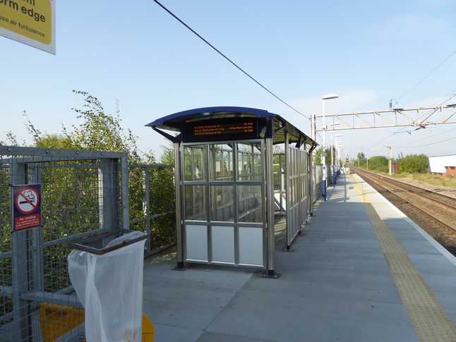 Mauldeth Road platform 1 shelter