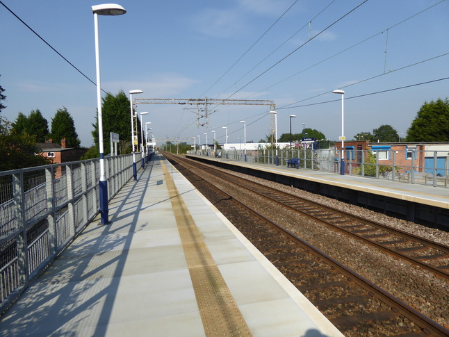 Mauldeth Road platforms looking north