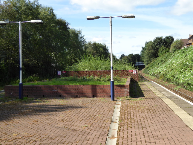 Moorside platform end