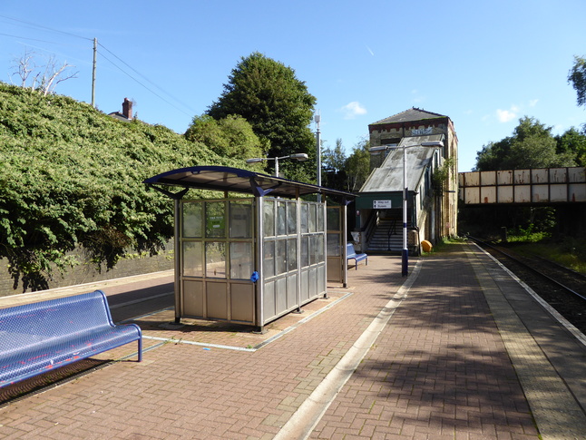Moorside platforms looking east