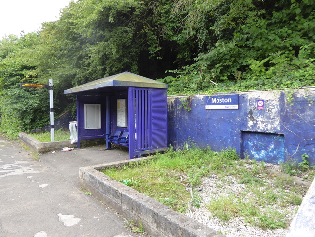 Moston platform 2 shelter