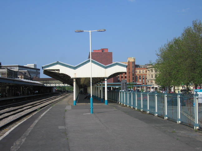 Newport platform 1 canopy