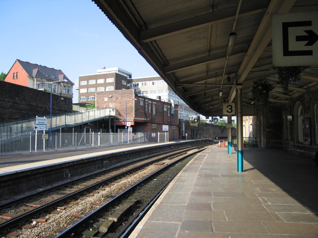 Newport platform 3 looking east