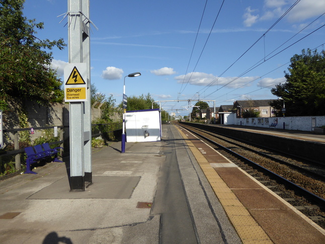 Patricroft platform 2 looking east