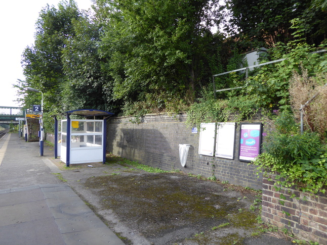 Reddish North platform 2 shelter