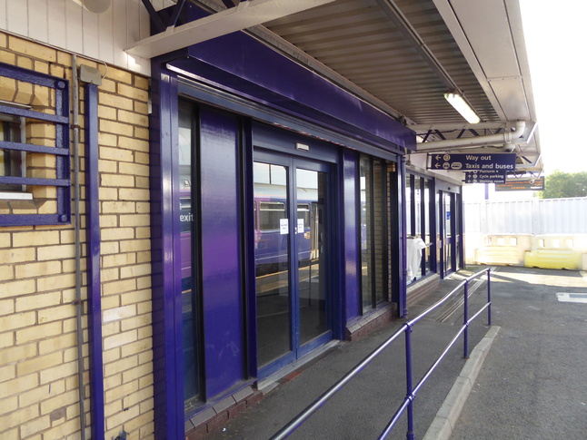 Rochdale platform 1 entrance