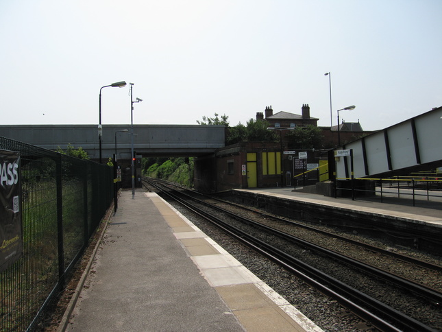Rock Ferry platforms 1 and 2 looking
south