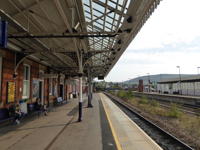 Stalybridge platform 4 under canopy