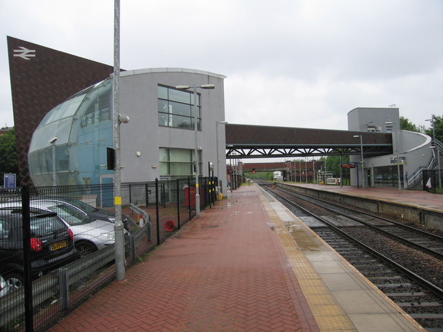 St Helens Central platform 1
looking north