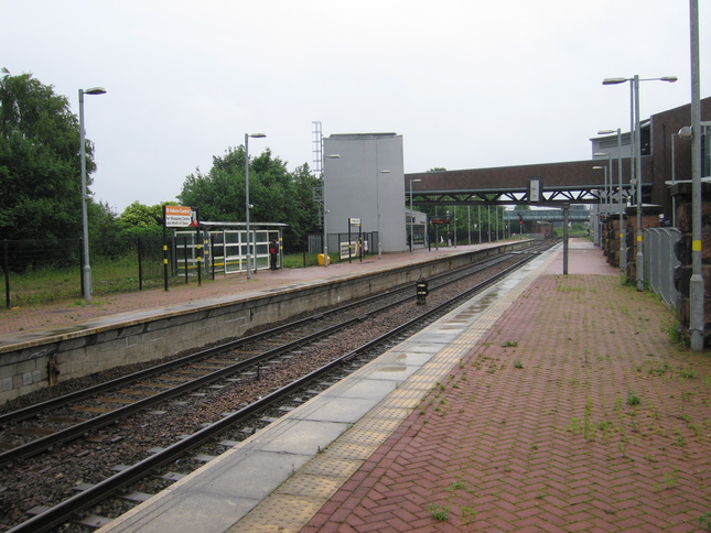 St Helens Central platform 1
looking south