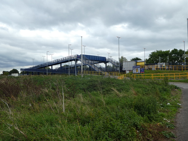 Thorne South approach road