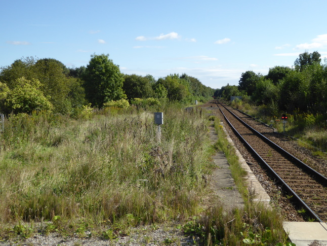 Walkden disused platform end