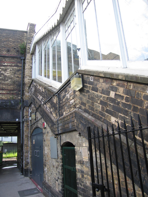 Waterloo steps side
