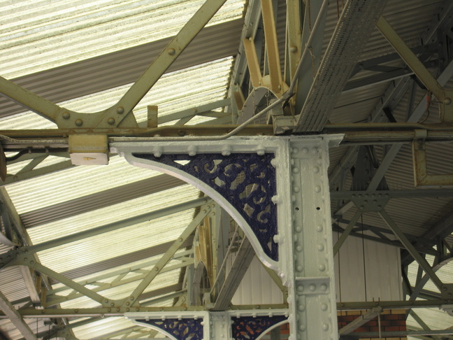 Westbury platform 1 spandrels