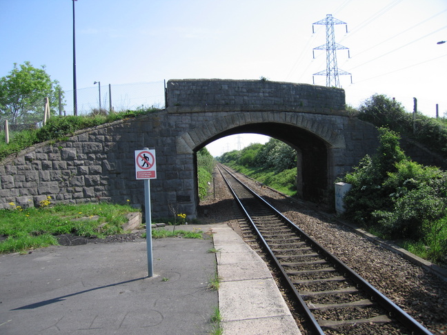 Weston Milton looking east