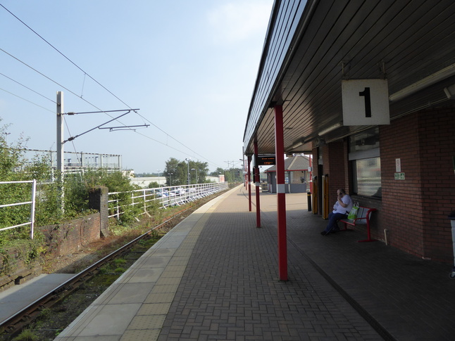 Wigan North Western platform 1