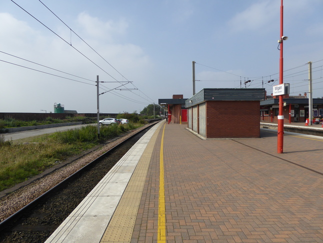 Wigan North Western platform 6