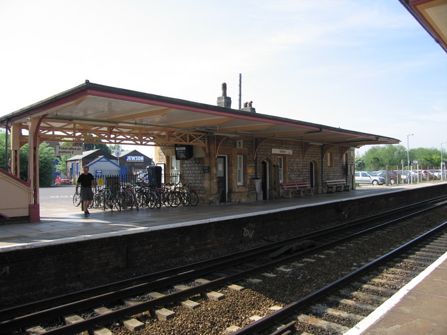 Yatton platform 1 seen from platform
2