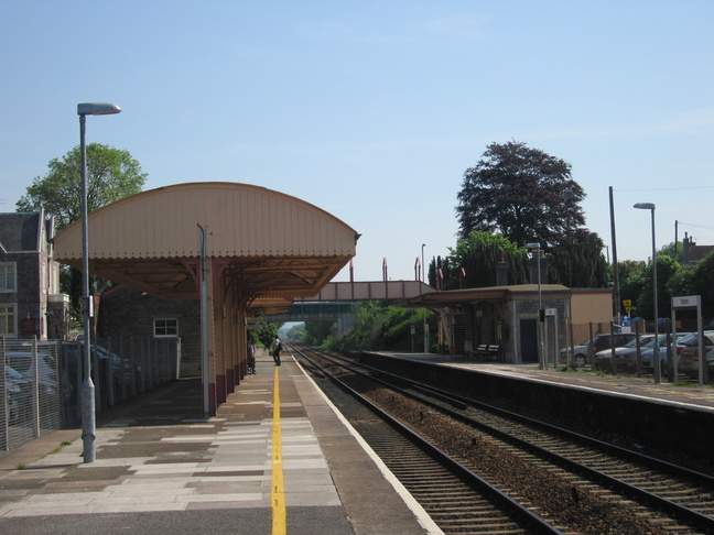 Yatton platforms