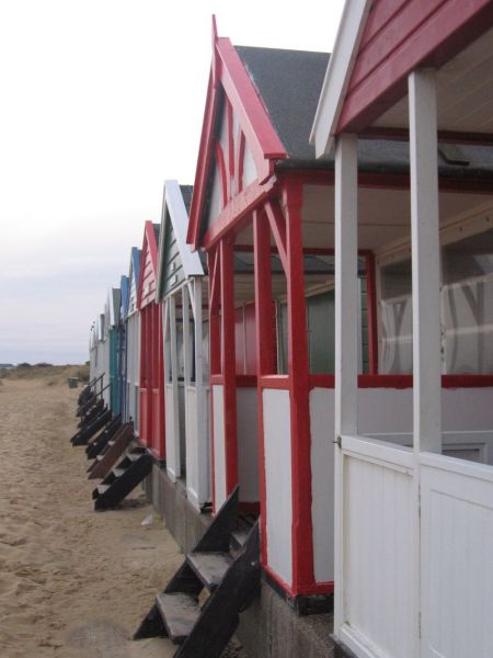 beach_huts_2