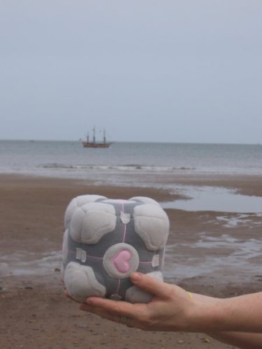 01-cube-beach