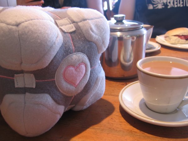06-cube-tea
