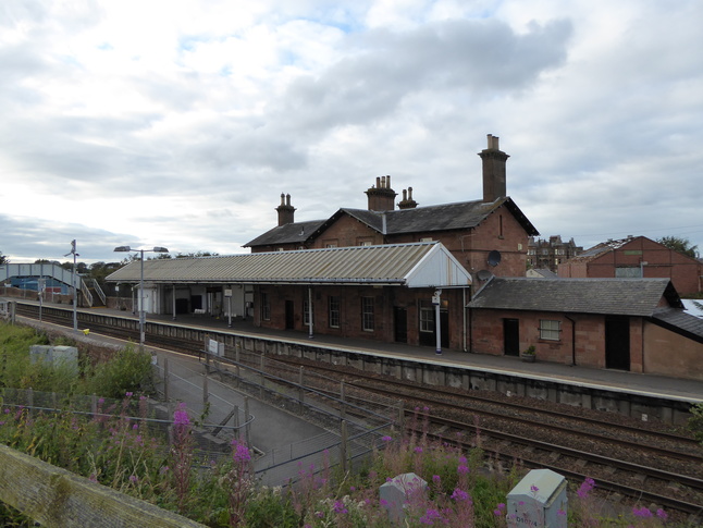 Annan platform 1 rear