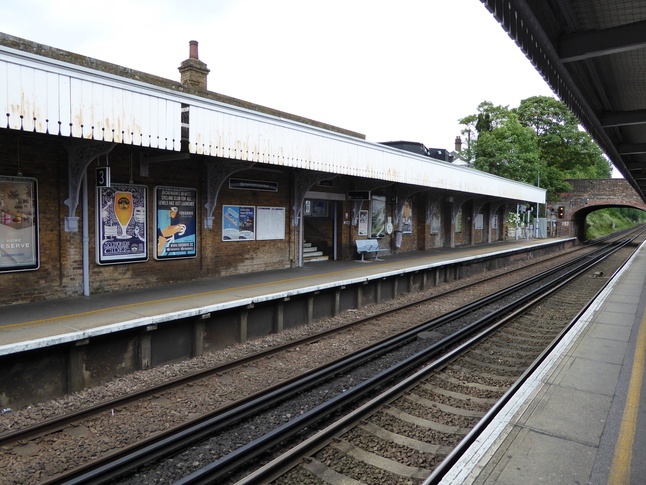 Beckenham Junction platform 3