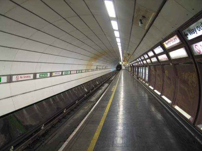 Birkenhead Hamilton
Square platform 3 looking west