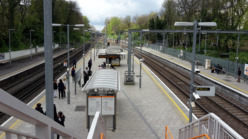 Canonbury looking west from
footbridge