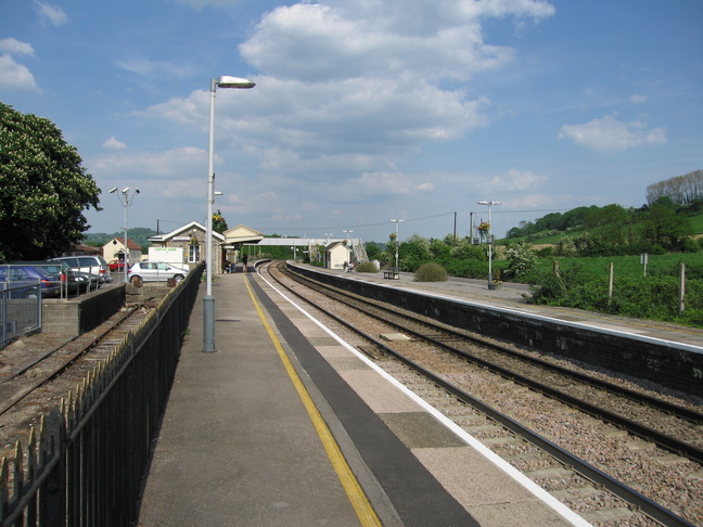 Castle Cary platform 1 looking east