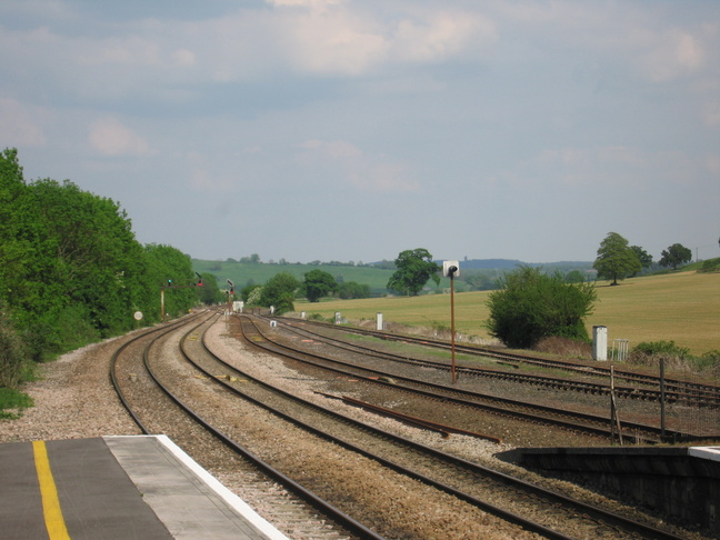 Casstle Cary looking east