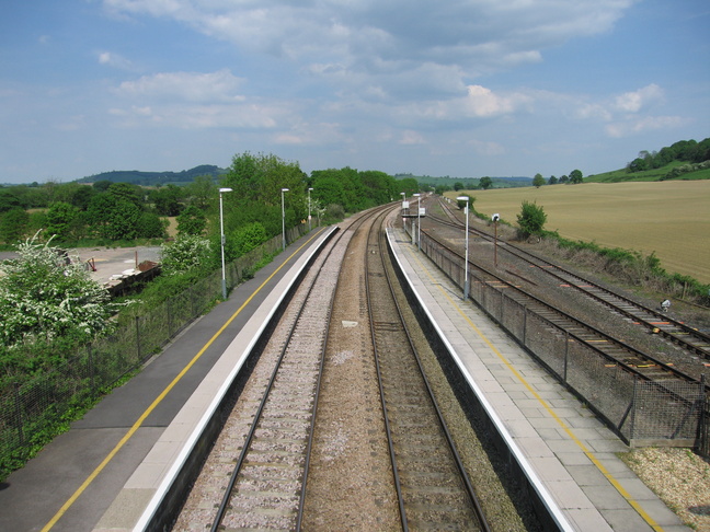 Castle Cary looking east from
footbridge