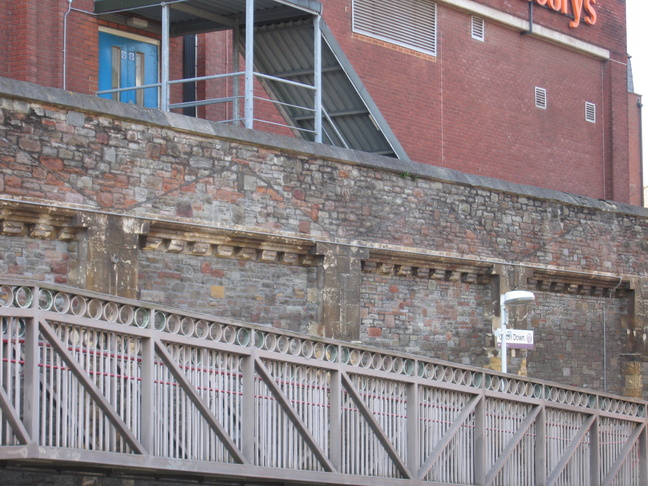 Clifton Down platform 1
canopy remains