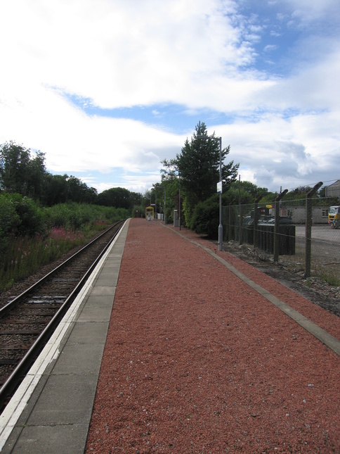 Connel Ferry platform looking
west