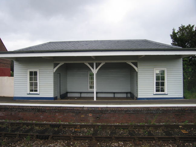 Crediton platform 1 shelter