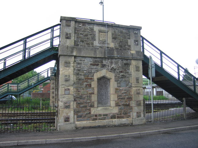 Crediton footbridge end